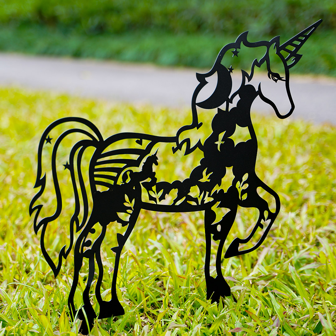 Garden Decor Art - Metal Unicorn Cardinal Silhouettes Lawn Ornaments, Festival Decorations