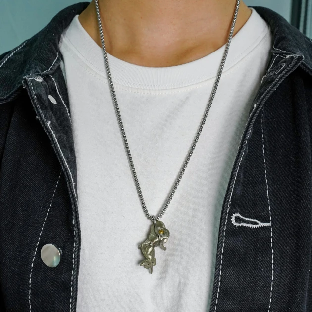 Artistic Velociraptor Dino Vintage Pendant with Moveable Limbs and Biteable Mouth