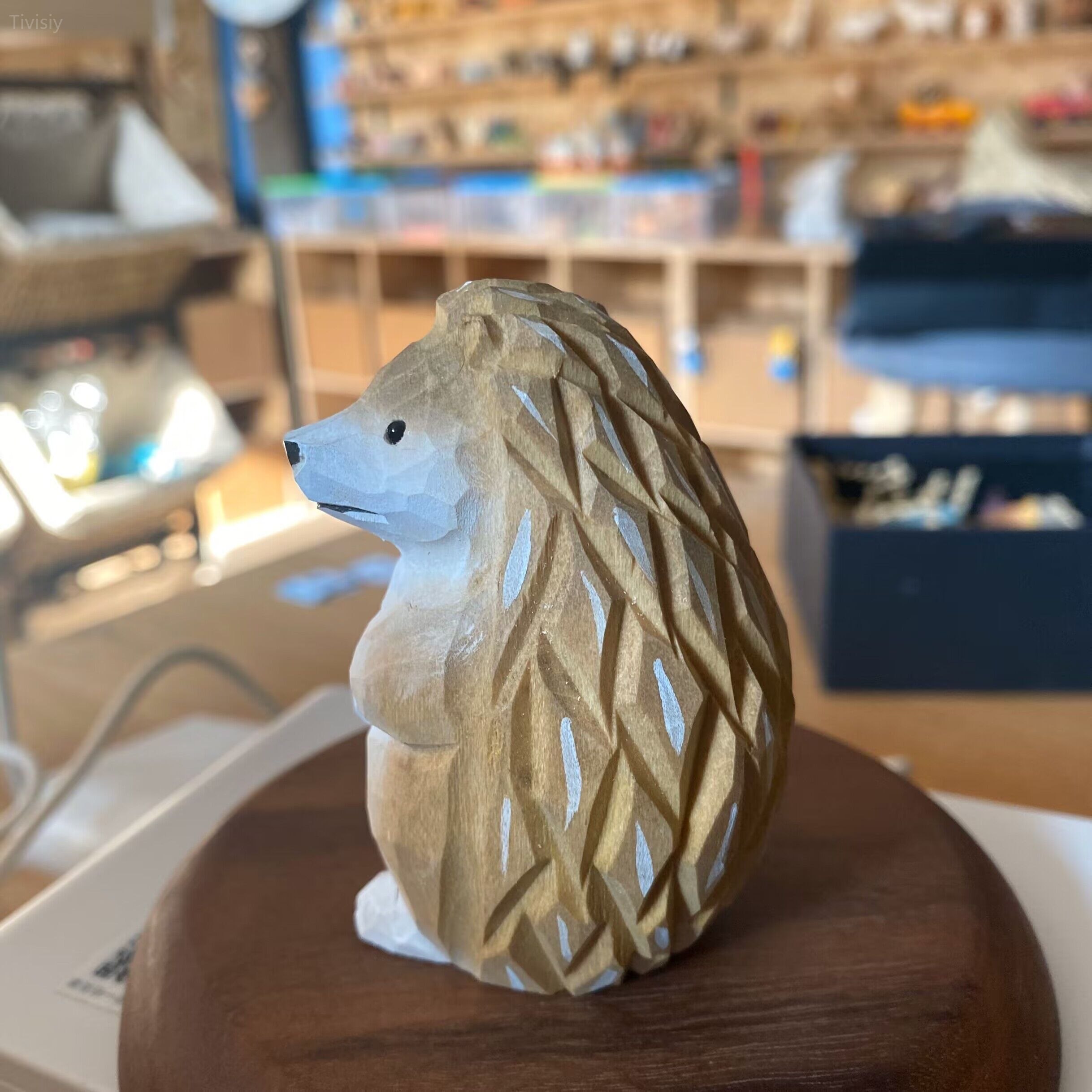 Hedgehog solid wood hand-carved ornaments