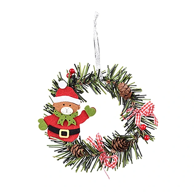 Bear Christmas Decoration & Hanging Wreath Design