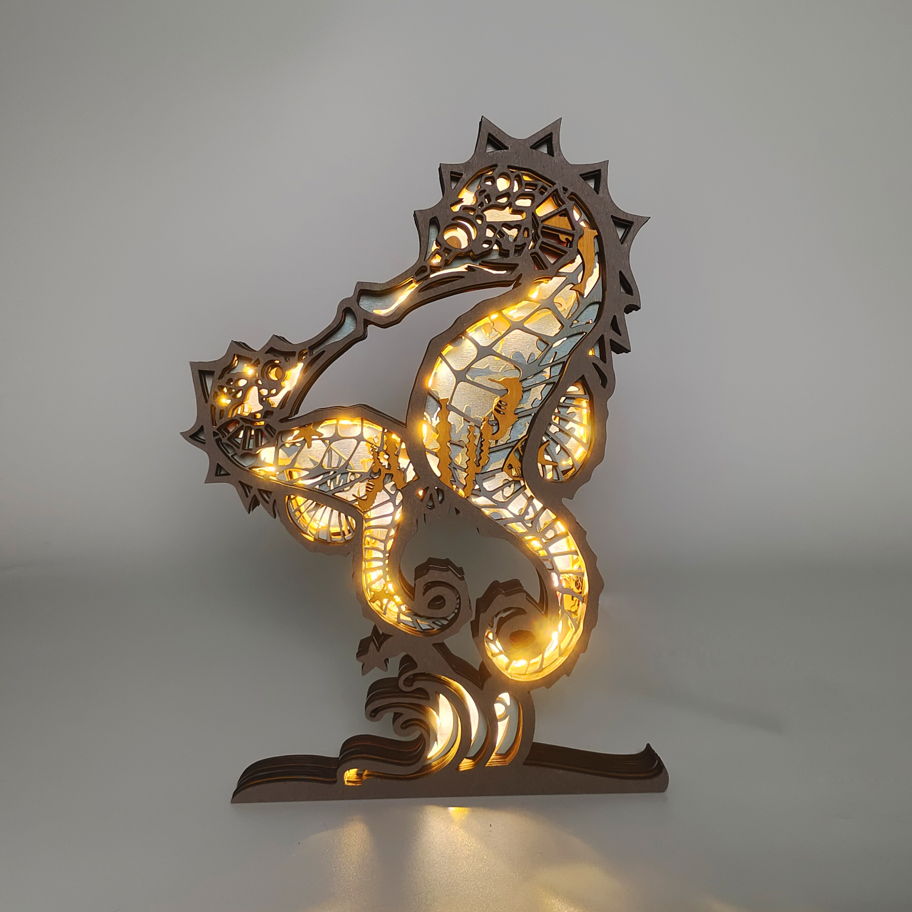 New Arrivals -Seahorse Wooden Carving Gift