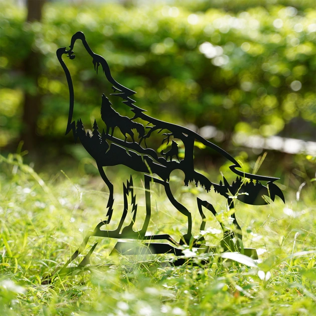 Garden Decor Art - Metal Wolf Cardinal Silhouettes Lawn Ornaments, Festival Decorations