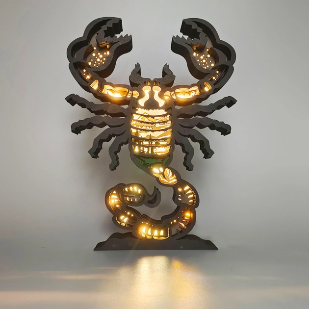 Wooden Scorpion Night Light Decoration, Cool Desktop Decoration, Horror Themed Room Decor