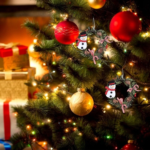 Snowman Christmas Decoration & Hanging Wreath Design