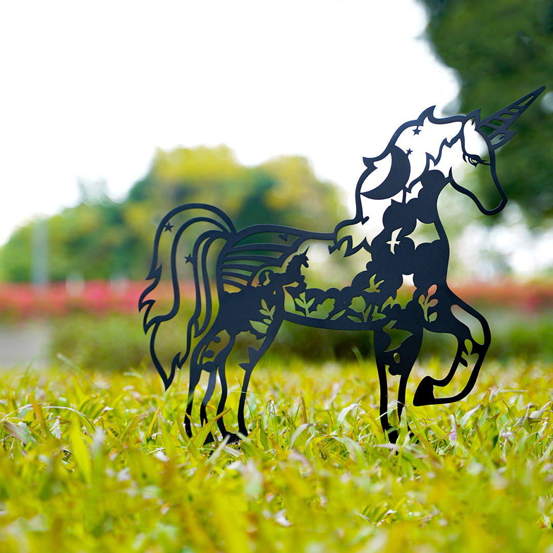 Garden Decor Art - Metal Unicorn Cardinal Silhouettes Lawn Ornaments, Festival Decorations