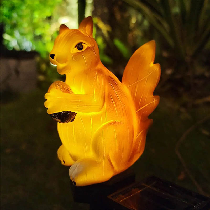 Garden Solar Resin Squirrel LED Light