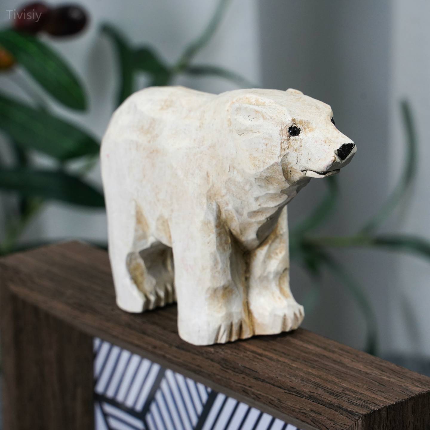Polar Bear Solid Wood Hand-Carved Ornaments