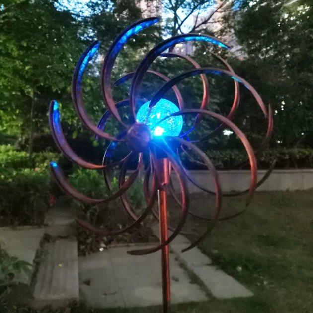 Solar Color Changing Wind Spinner