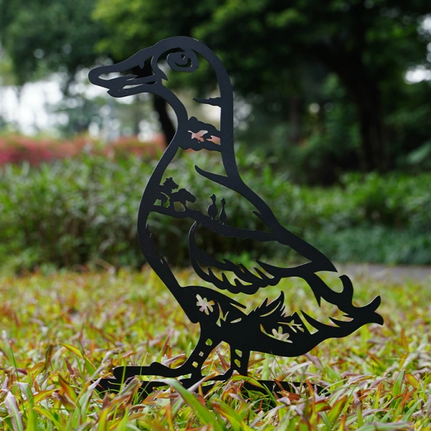 Metal Duck - Garden Decor Art