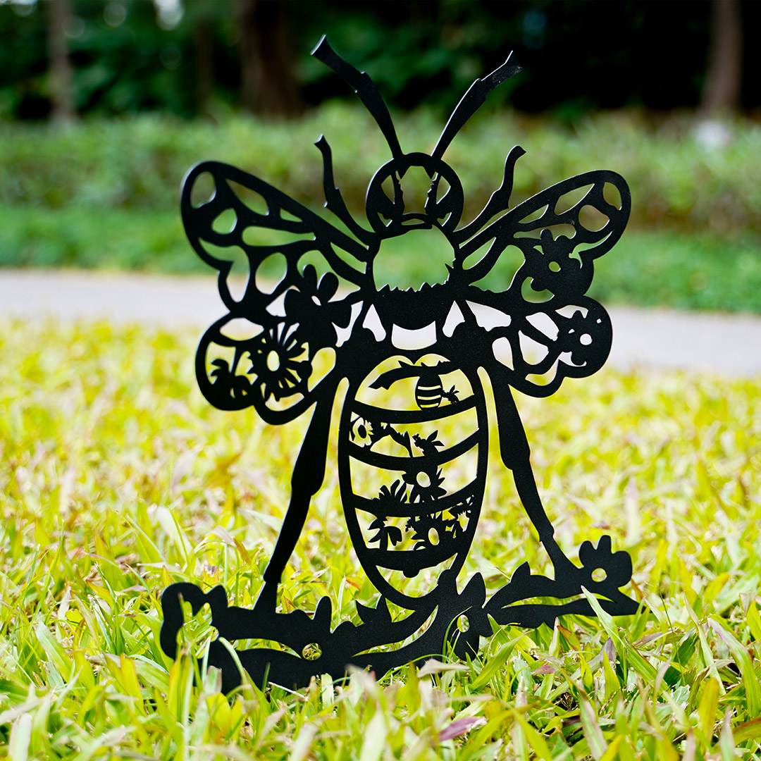 Metal Bee - Garden Decor Art