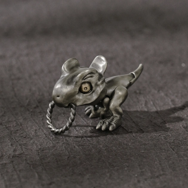 S925 Silver Artistic Velociraptor Dino Retro Pendant with Moveable Limbs and Biteable Mouth