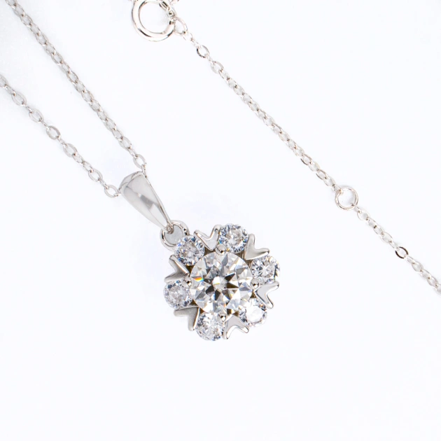 1CT Sterling Silver Platinum Plated Mossanite Snowflake Pendant Necklace, Gift, Anniversary