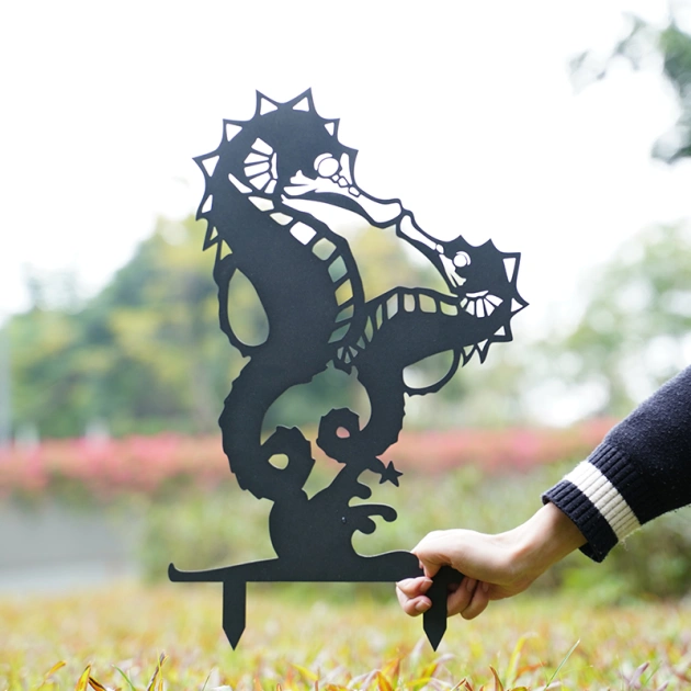 Metal Seahorse - Garden Decor Art