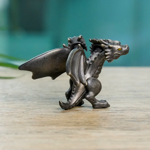 2023 New Artistic Three Headed Dragon Vintage Pendant with Moveable Limbs and Biteable Mouth